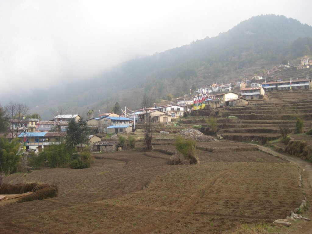 helambu & ama yangri